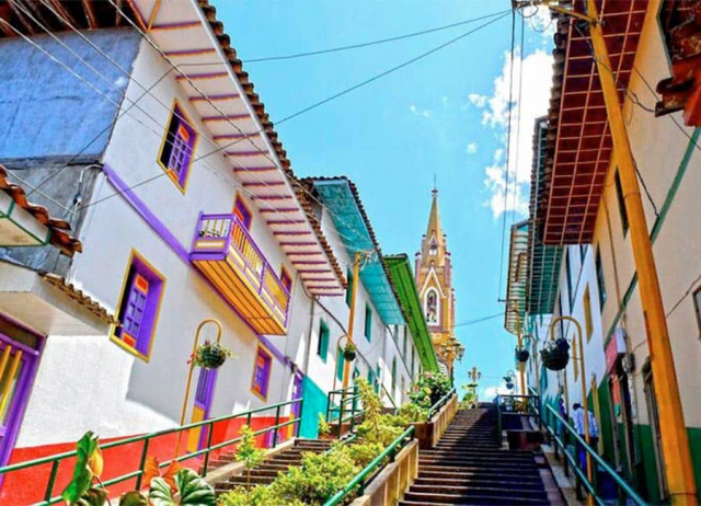 Los pueblos más lindos del Eje Cafetero que debes conocer