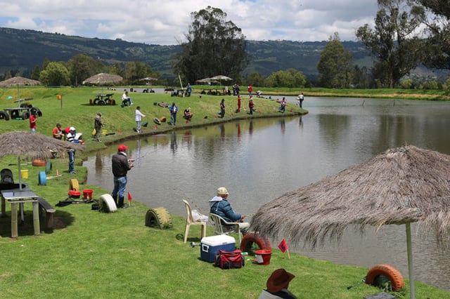 Destinos para practicar pesca deportiva en Bogotá y sus alrededores
