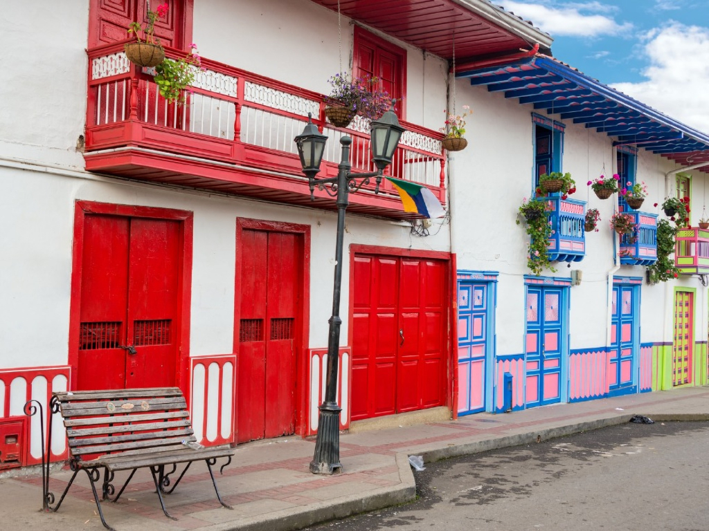 Pasadía Valle del Cócora, Salento y Filandia