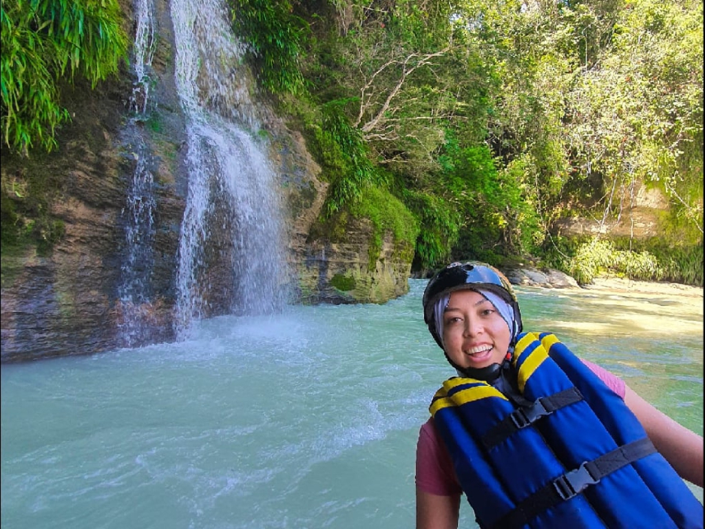 Tour Rafting en el cañón del Río Güejar y cascadas Telares de cristal 3 Días y 2 Noches
