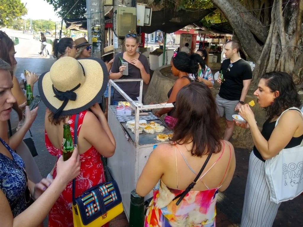 Tour de comida callejera en Cartagena